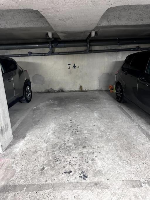 オーベルヴィリエGrand Appt Proche Paris Parkingアパートメント エクステリア 写真